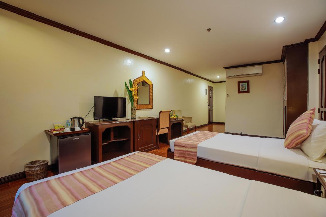Paradise Garden Hotel And Convention Center Boracay Powered By Aston Manoc-Manoc Exterior foto