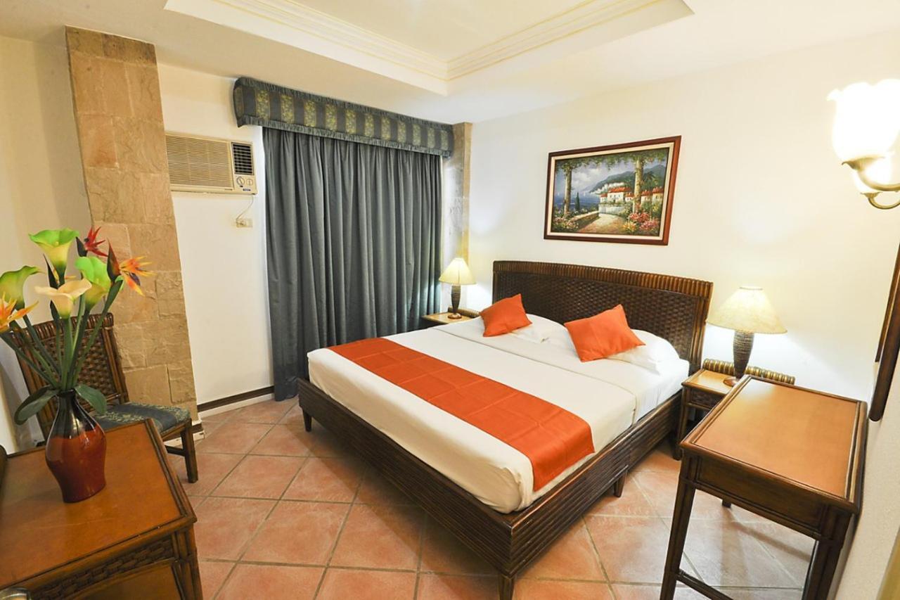 Paradise Garden Hotel And Convention Center Boracay Powered By Aston Manoc-Manoc Exterior foto